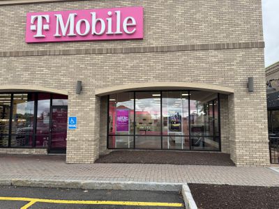 T-Mobile Authorized Retailer