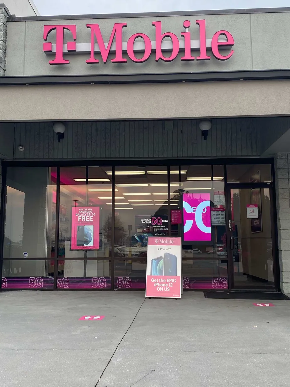 Exterior photo of T-Mobile store at Carrollton Villa Rica Hwy & Hickory Level Rd, Villa Rica, GA