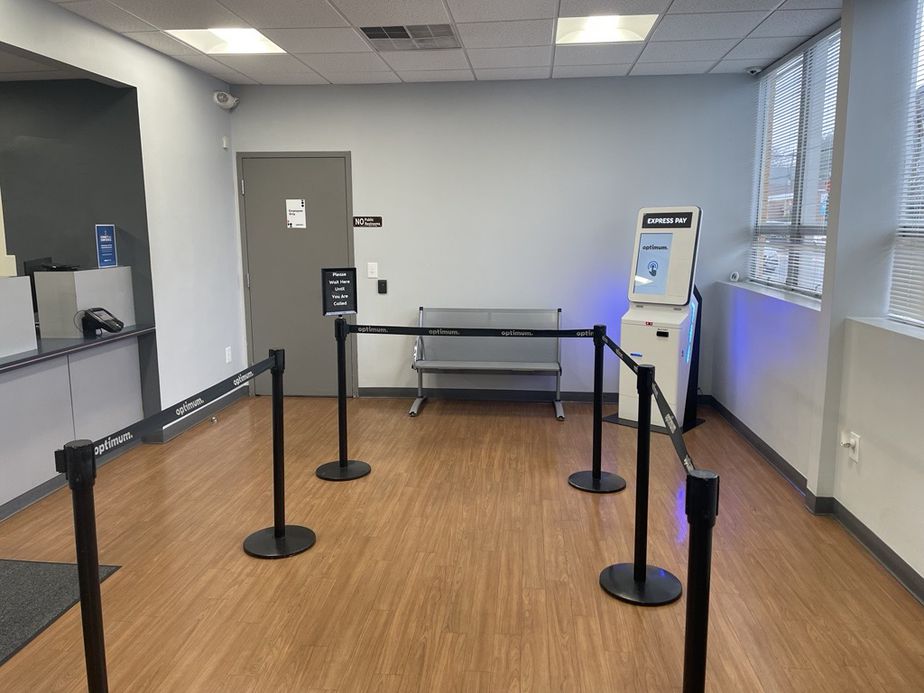 Fairlawn 4040 Inside Store 2.jpg