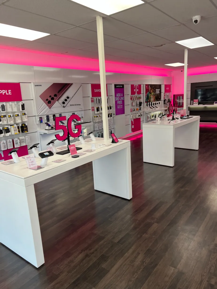 Interior photo of T-Mobile Store at Brookside Ave & Summerville Way, Chester, NY