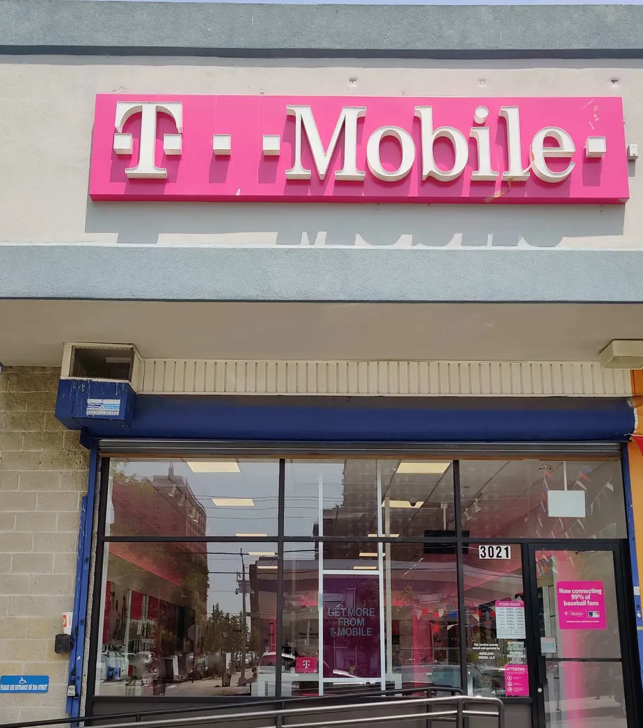 Exterior photo of T-Mobile store at Mermaid Ave & W 31st, Brooklyn, NY