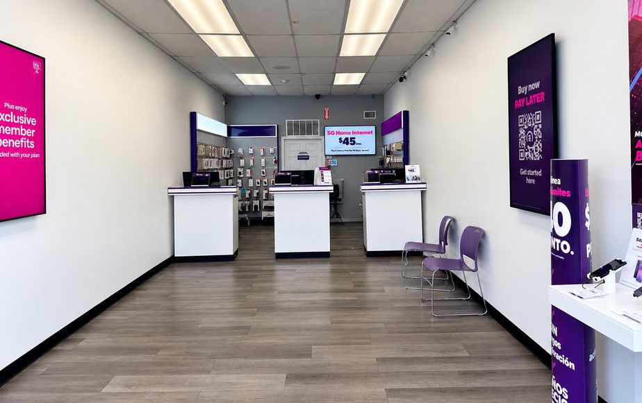 Metro by T-Mobile 6117 Woodland Ave - 6117 Woodland Ave