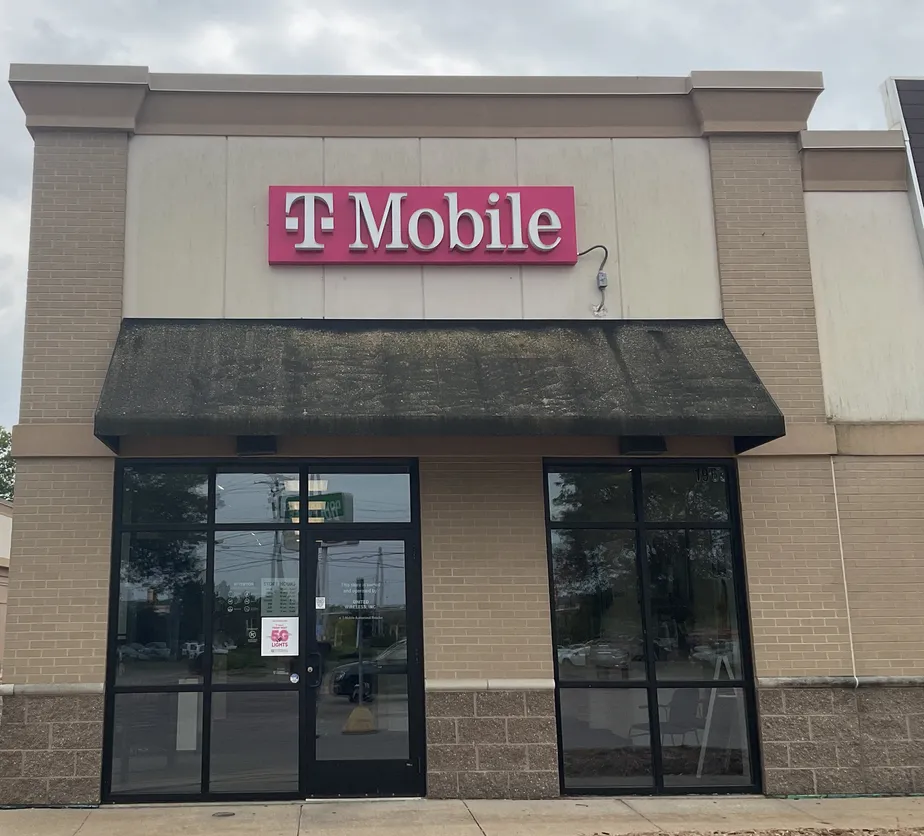  Exterior photo of T-Mobile Store at W Grand River Ave & Marsh Rd, Okemos, MI 