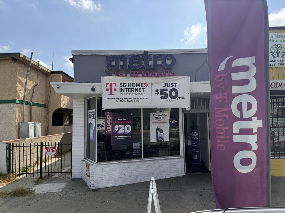 Metro by T-Mobile 5414 Compton Ave - 5414 Compton Ave 