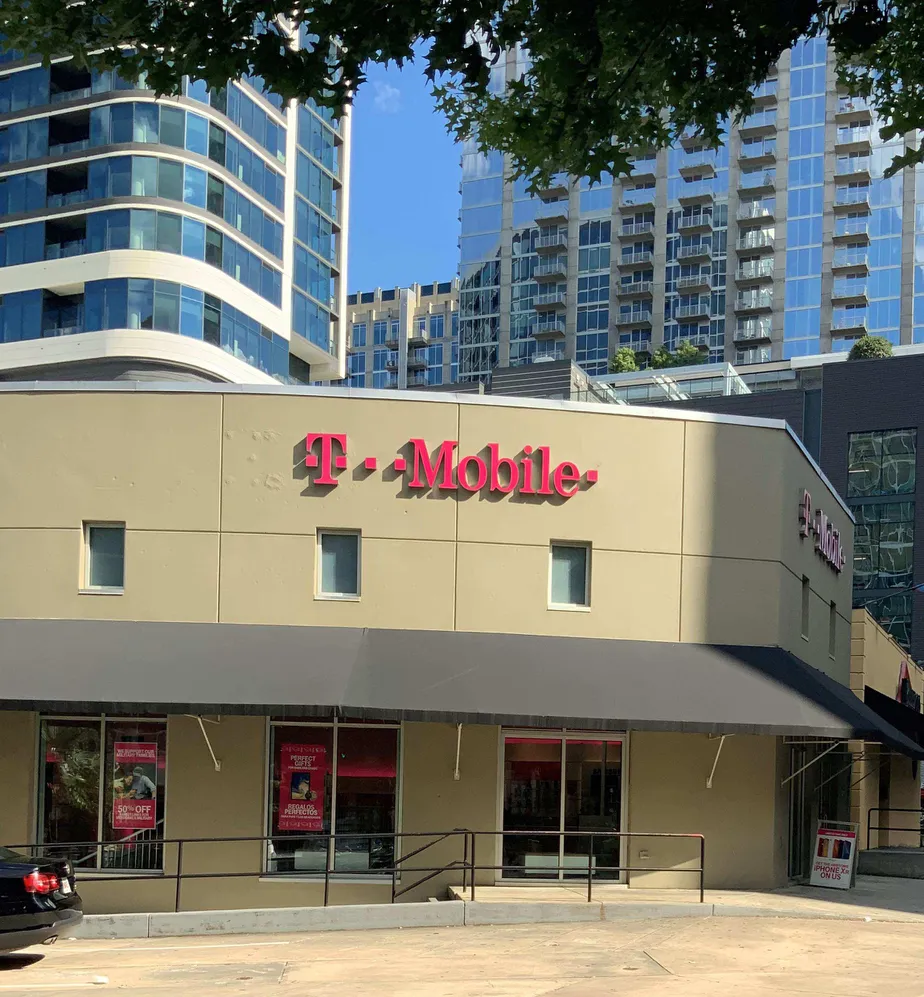 Exterior photo of T-Mobile store at Peachtree St Ne & 6th St Ne, Atlanta, GA