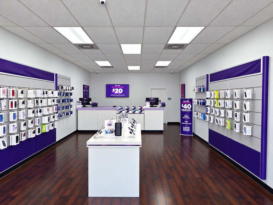 Metro by T-Mobile 6819 San Pedro Ave - 6819 San Pedro Ave 