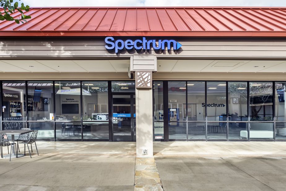 Spectrum - 95-1249 Meheula Pkwy 