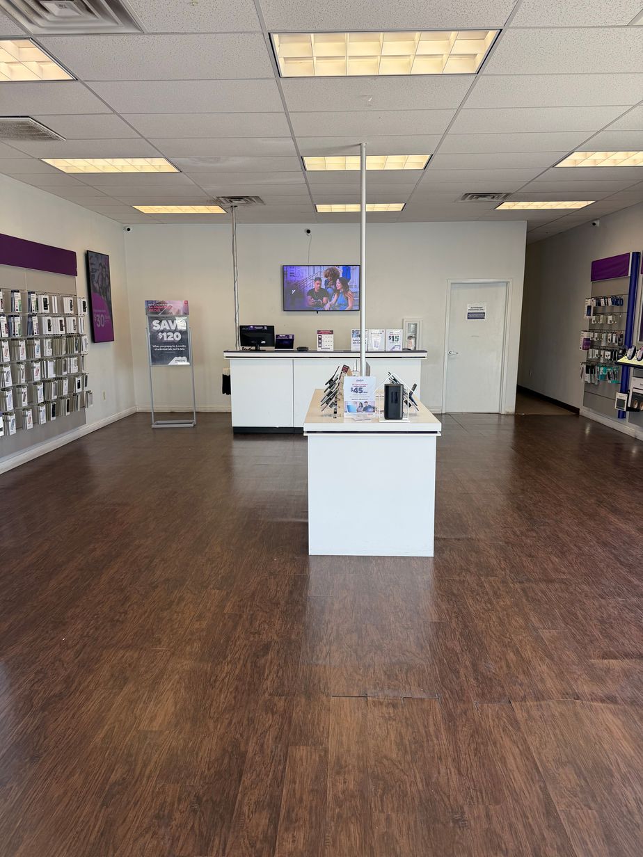 Metro by T-Mobile 5100 Montana Ave - 5100 Montana Ave 