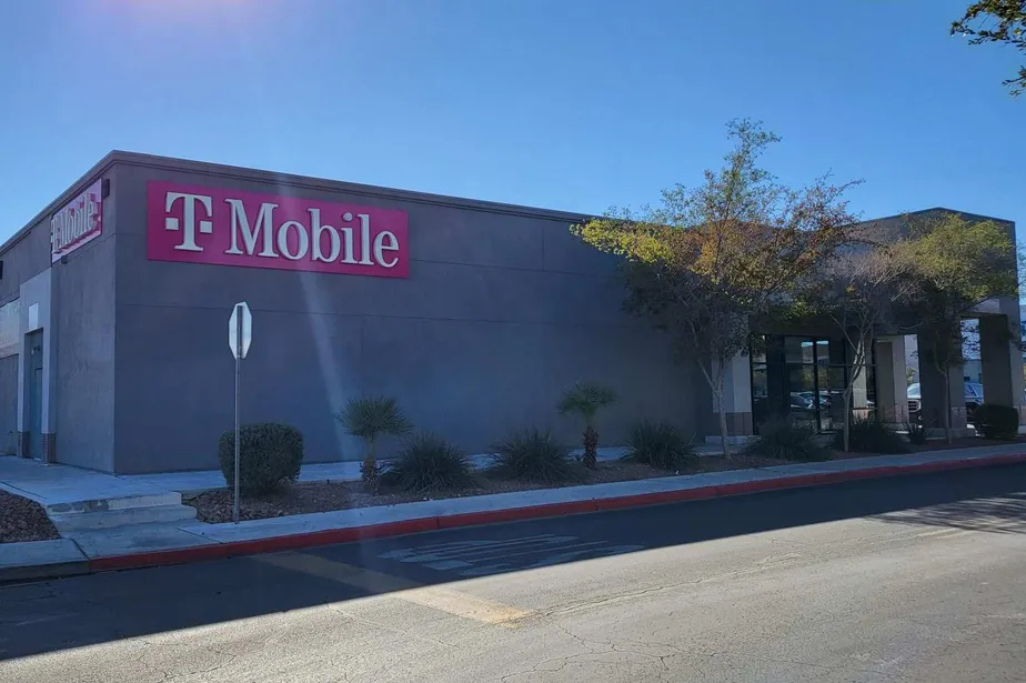 Exterior photo of T-Mobile Store at Charleston & Nellis, Las Vegas, NV