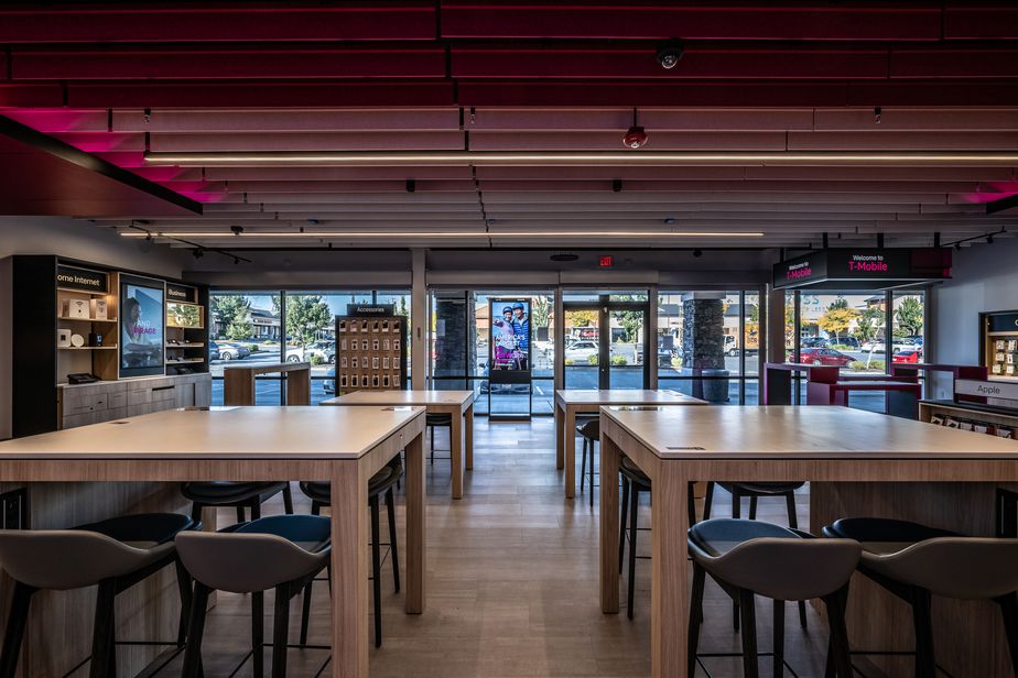 Interior photo of T-Mobile Store at 324th & Pacific Highway, Federal Way, WA