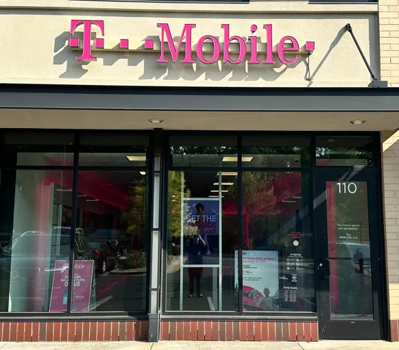  Exterior photo of T-Mobile Store at Greenway Blvd & Deming Way, Middleton, WI 