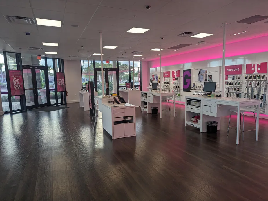 Interior photo of T-Mobile Store at S Tamiami Trl & Andrea Ln, Fort Myers, FL