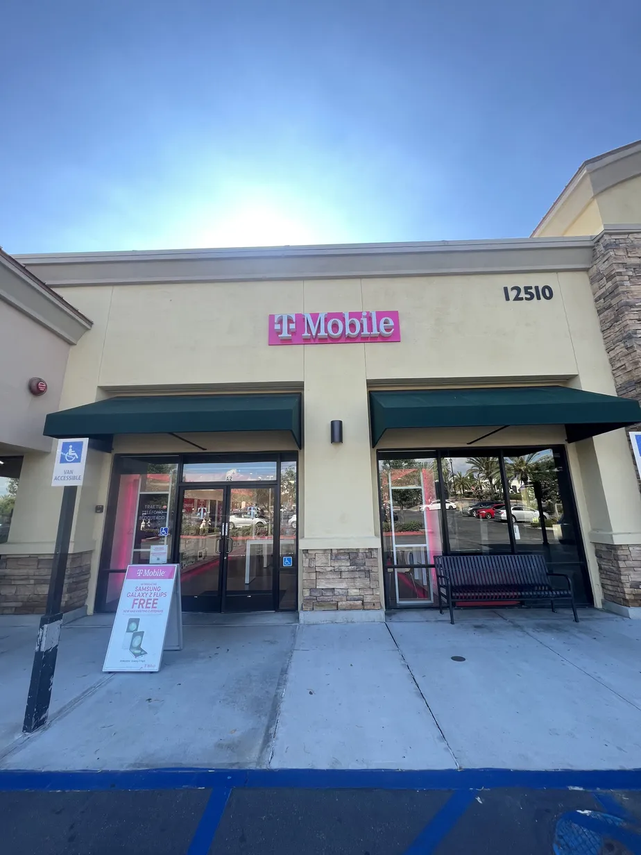 Exterior photo of T-Mobile Store at Day St & Canyon Springs, Moreno Valley, CA