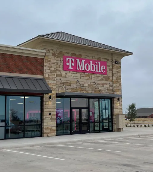 Foto del exterior de la tienda T-Mobile en Harvest Hill Town Center, Midlothian, TX