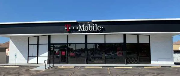 Exterior photo of T-Mobile store at Cave Creek & Union Hills, Phoenix, AZ