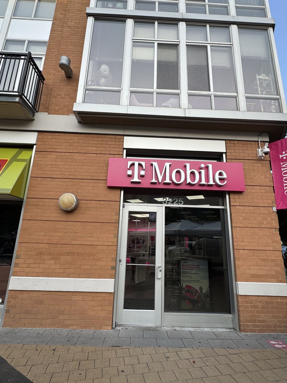  Exterior photo of T-Mobile Store at 14th & Park, Washington, DC 