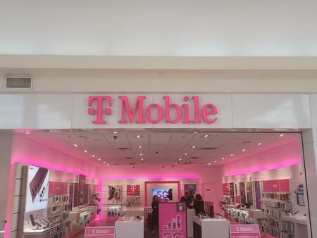 Exterior photo of T-Mobile Store at Crabtree Valley Mall, Raleigh, NC