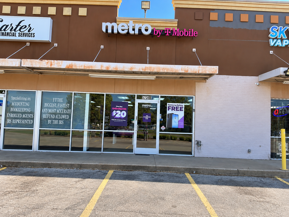 Metro by T-Mobile 5739 Crowley Rd - 5739 Crowley Rd 