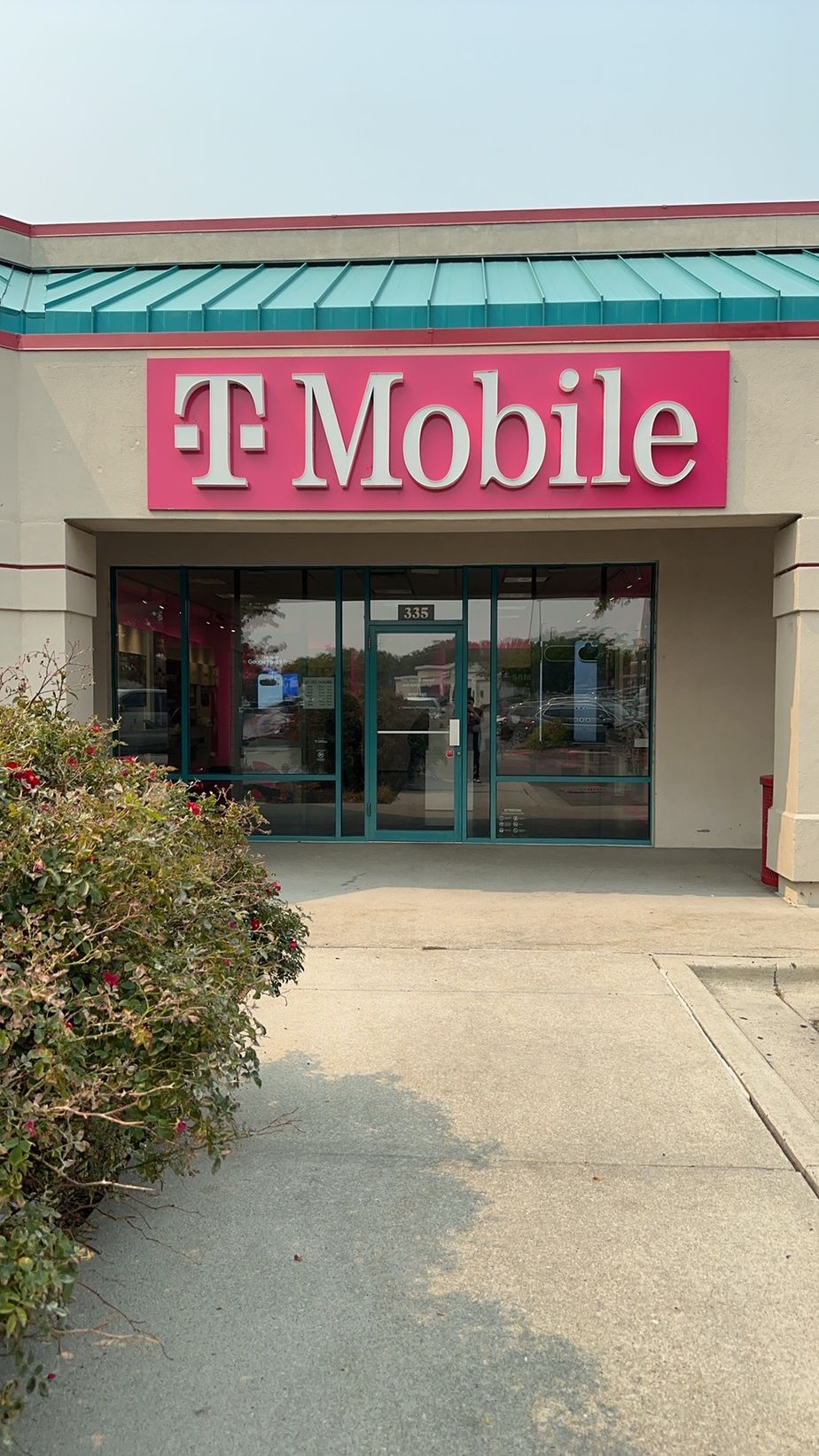 Exterior photo of T-Mobile Store at Milwaukee St - Westpark Plaza, Boise, ID