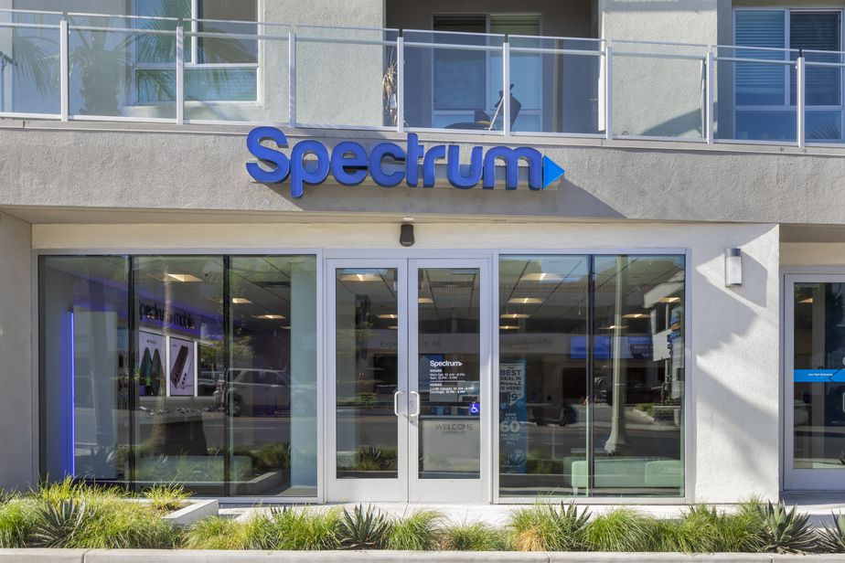 Spectrum - 330 North Westlake Ave 