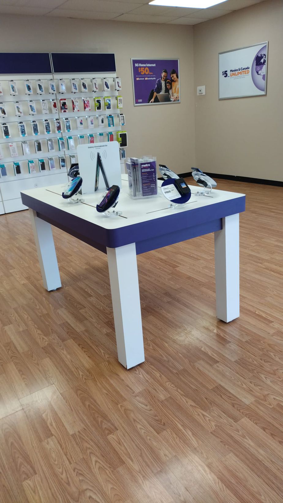  Image alt text 