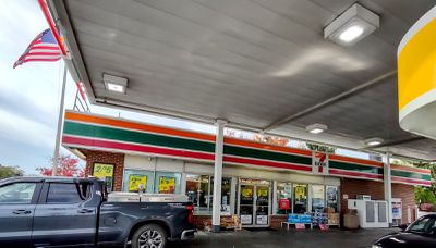 Image gallery for 7-Eleven