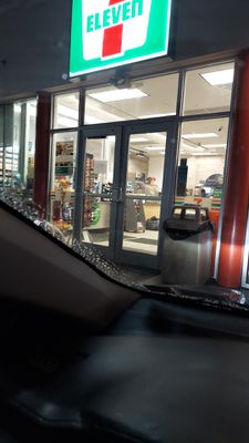Image gallery for 7-Eleven