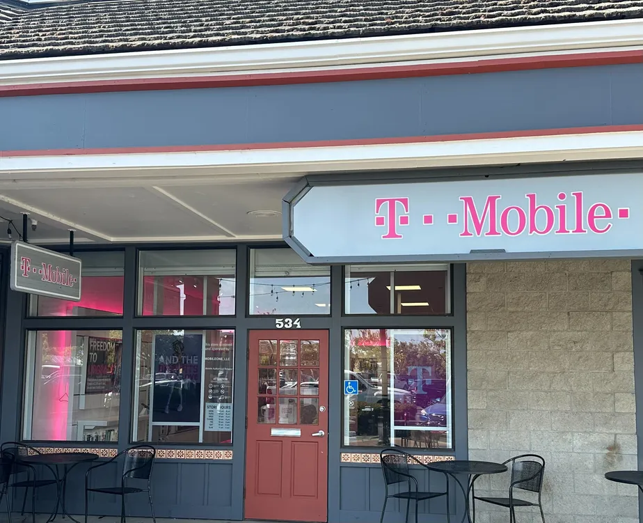  Exterior photo of T-Mobile Store at Center Ave & Muir Station Rd, Martinez, CA 