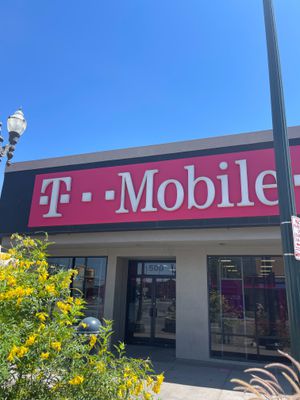 T-Mobile Authorized Retailer