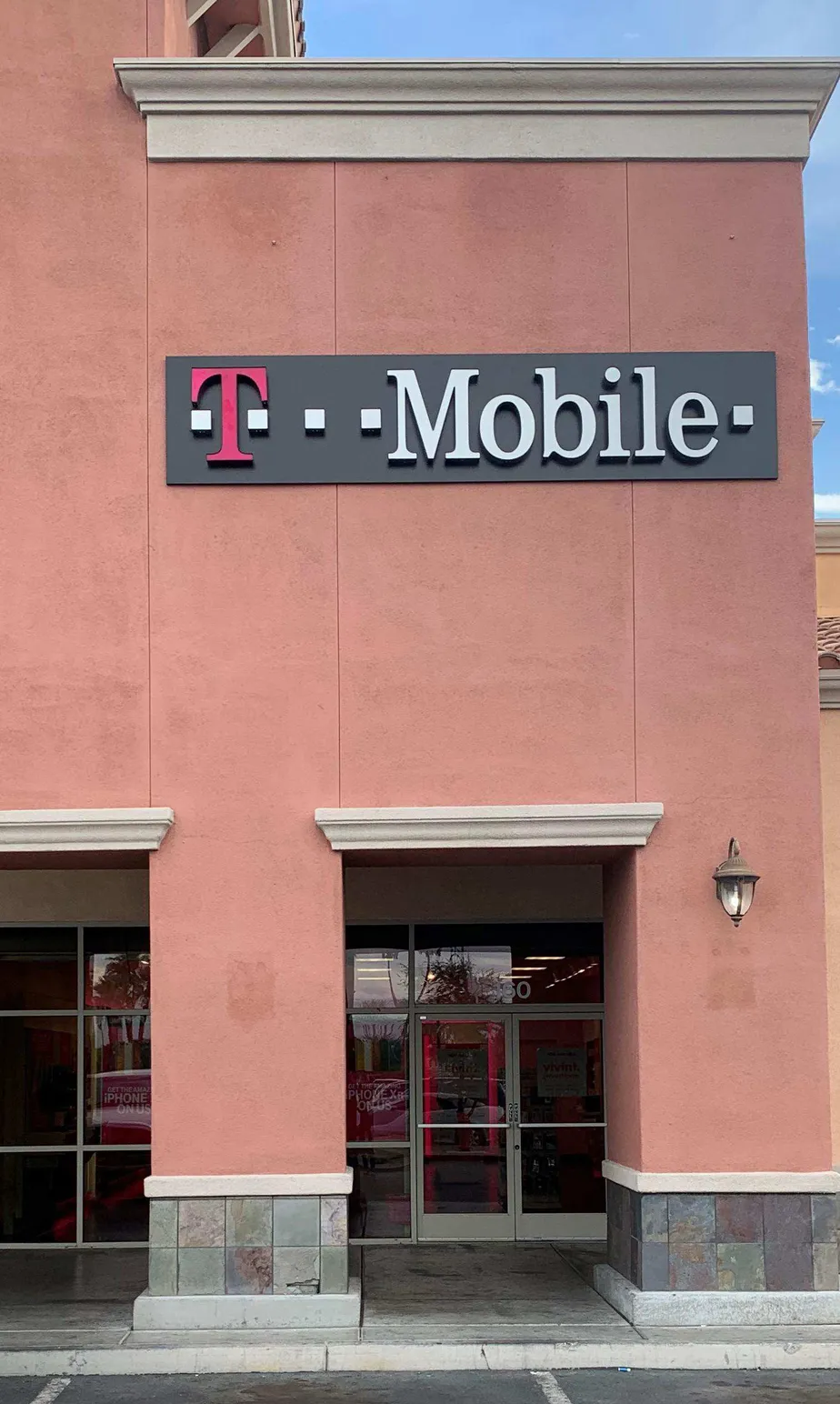 Exterior photo of T-Mobile store at Silverado Ranch & Bermuda, Las Vegas, NV