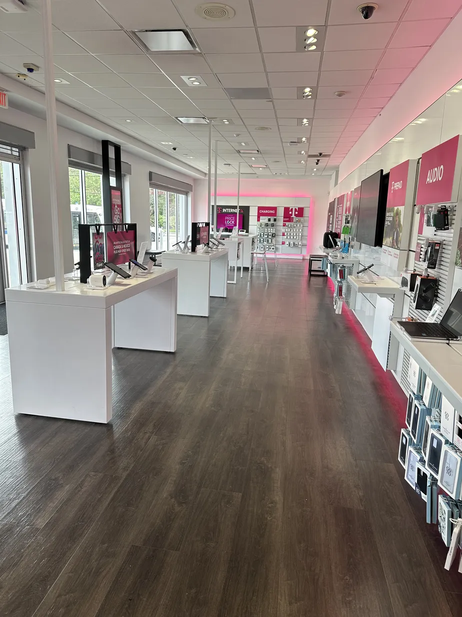 TMobile Richmond Ave & Rockland Ave Staten Island, NY