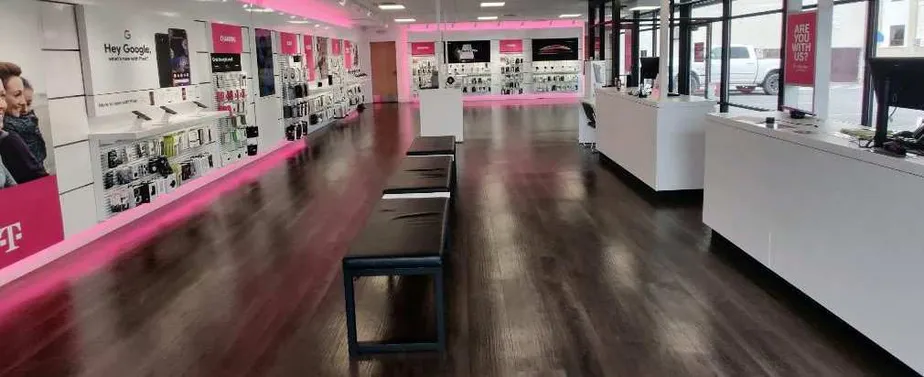 Interior photo of T-Mobile Store at Last Chance Gulch & Neill Ave, Helena, MT