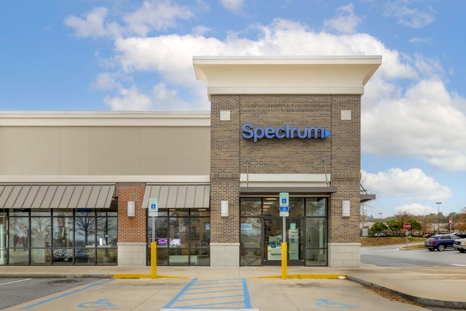 Spectrum - 2740 Enterprise Dr 