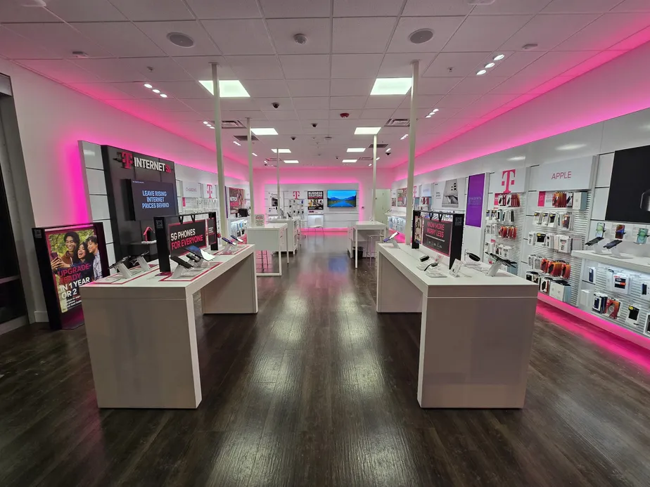  Interior photo of T-Mobile Store at Howe & Bucholzer, Cuyahoga Falls, OH 