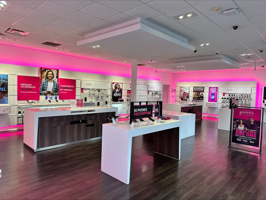  Interior photo of T-Mobile Store at I-285 & Lavista Rd, Tucker, GA 
