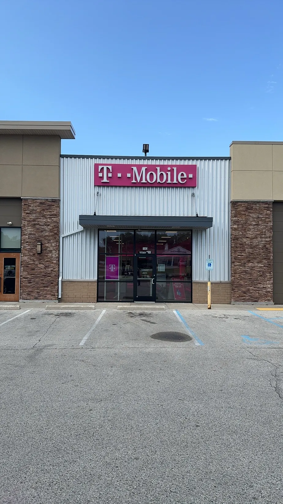 Exterior photo of T-Mobile Store at E Sunset Dr & S East Ave, Waukesha, WI 