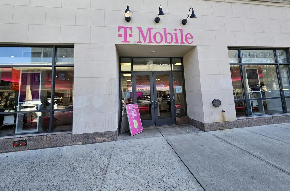  Exterior photo of T-Mobile Store at Church & Chapel, New Haven, CT 