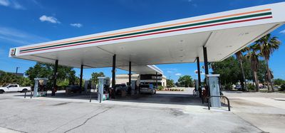 Image gallery for 7-Eleven
