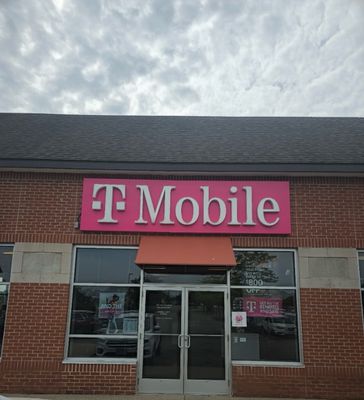 T-Mobile Authorized Retailer
