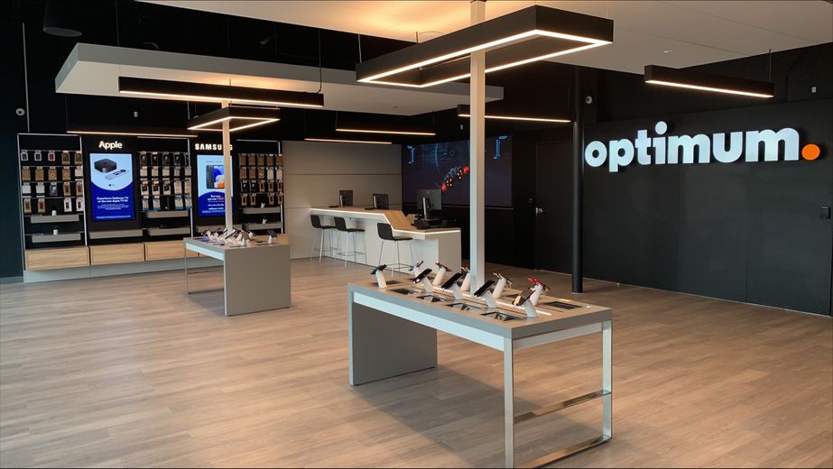 Kinston 8602 Inside Store.jpg