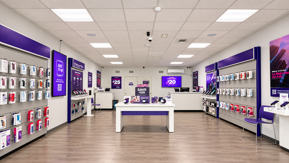 Metro by T-Mobile 994 E Grant St - 994 E Grant St