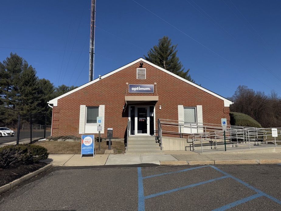 Optimum Freehold - 4340 Route 9 South