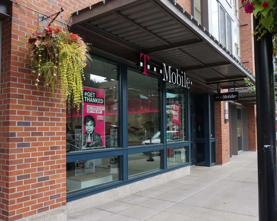 Exterior photo of T-Mobile store at 1st & Mercer, Seattle, WA