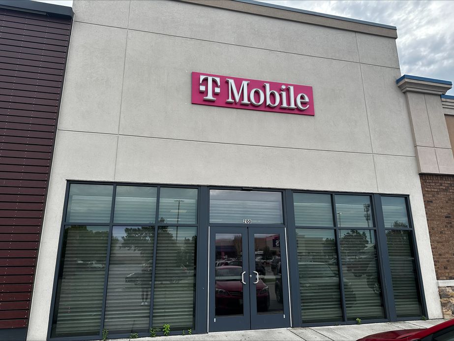 Exterior photo of T-Mobile Store at Military Hwy - Janaf Center, Norfolk, VA