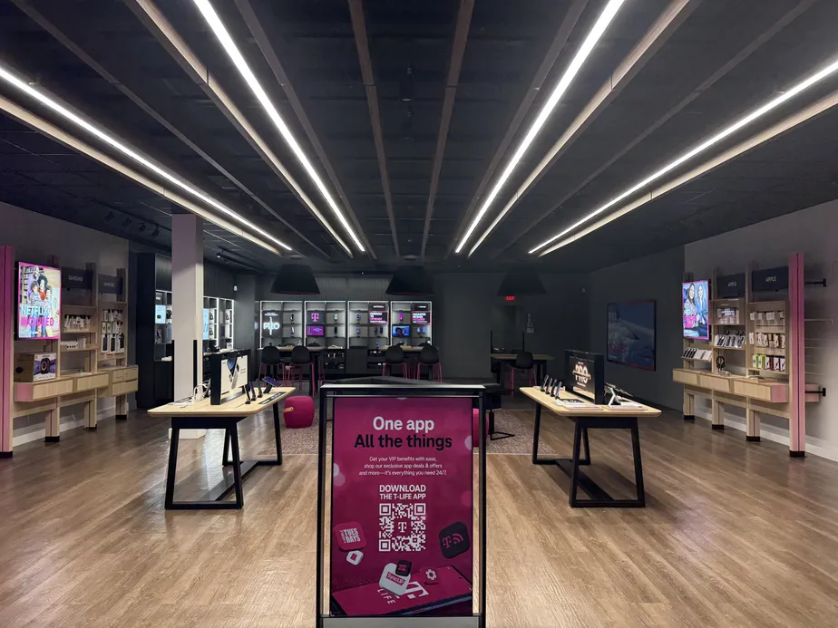  Interior photo of T-Mobile Store at Florida Mall, Orlando, FL 