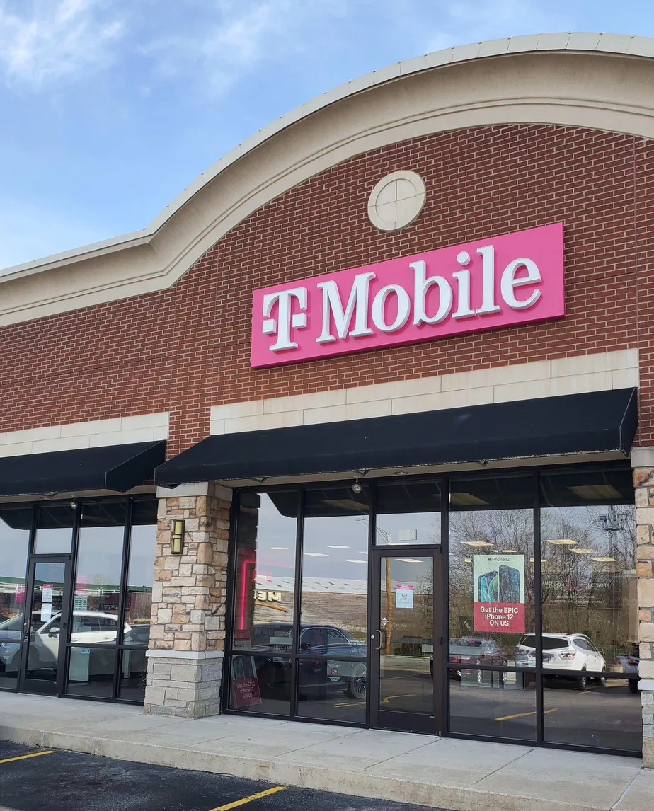 Exterior photo of T-Mobile store at Central Park Dr & N Green Mount Rd, O'fallon, IL