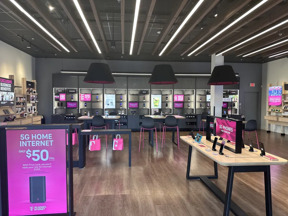  Interior photo of T-Mobile Store at 1000 N & 400 E, Spanish Fork, UT 