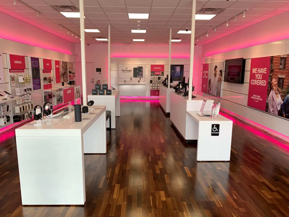 Interior photo of T-Mobile Store at E Ocotillo Rd & S Gilbert Rd, Chandler, AZ