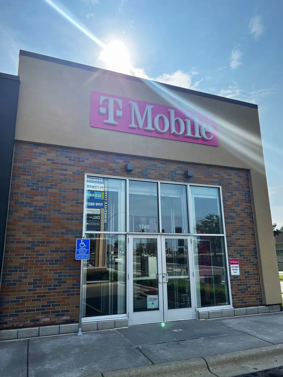 Exterior photo of T-Mobile Store at W County Rd B2 & Fairview Ave, Roseville, MN