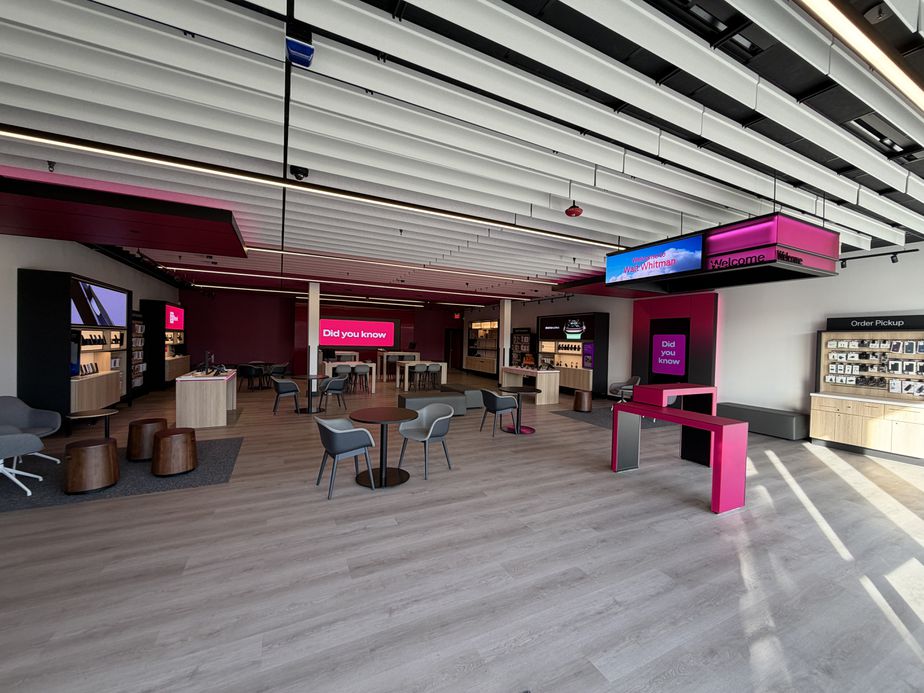  Interior photo of T-Mobile Store at Route 110 & Norwich St, Huntington Station, NY 
